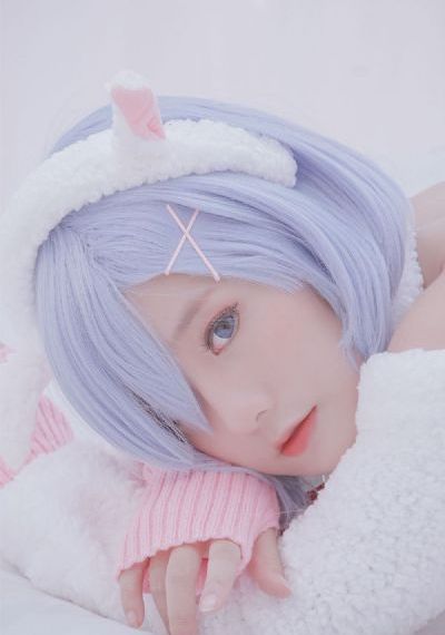 欧美白虎女人_迅雷手机免费观看