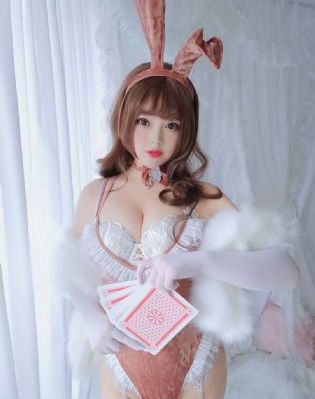 日韩成av人网站在线播放_BD英语超清免费观看