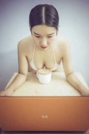 欧美黄色视频网站_BD韩语天堂在线