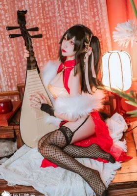 欧美美女胸部_超清免费观看电视剧